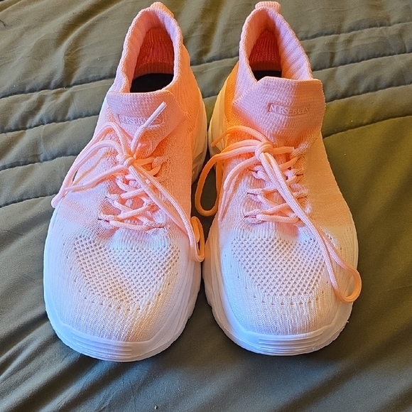 Peach/pink And White NurseBabes - Picture 2 of 4